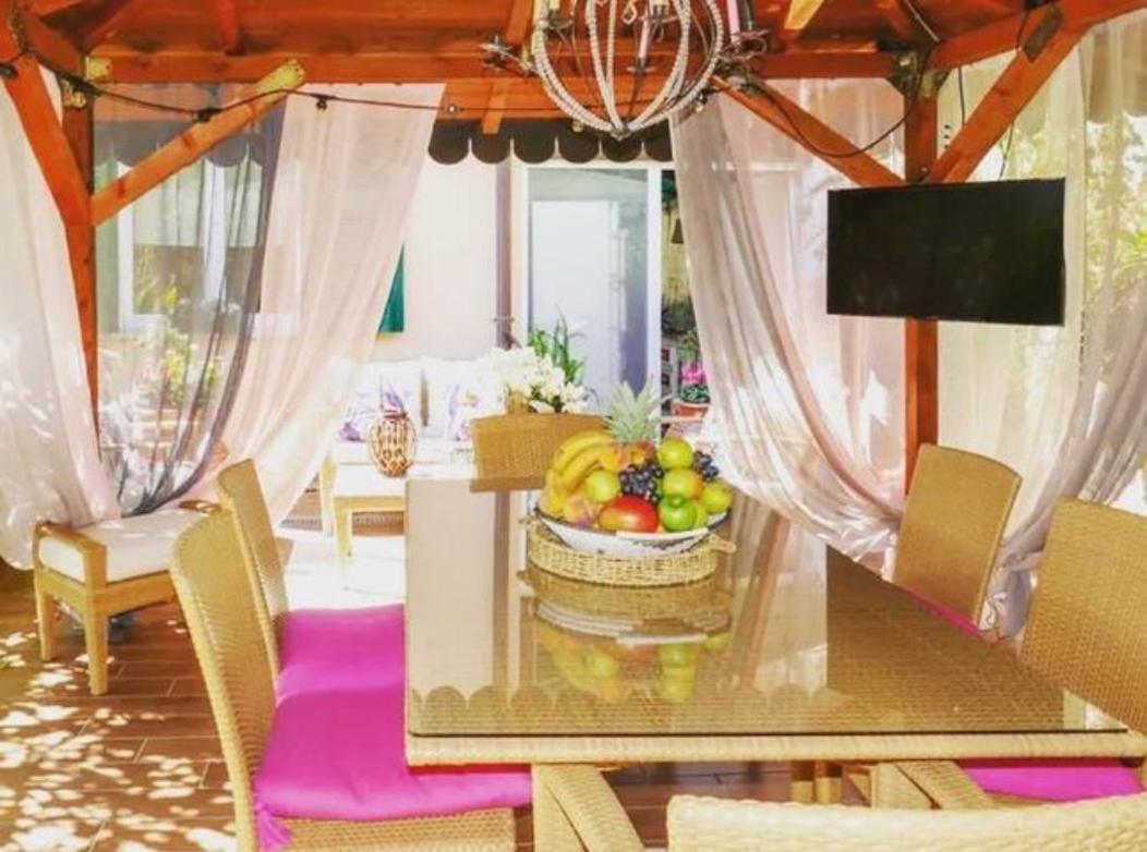 Bevera  Casa Perfetta Per Grandi Famiglie, Con Jacuzziヴィラ エクステリア 写真